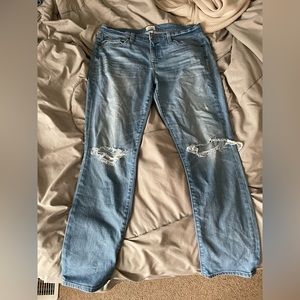 J Crew Slim Broken in Boyfriend jeans size 30